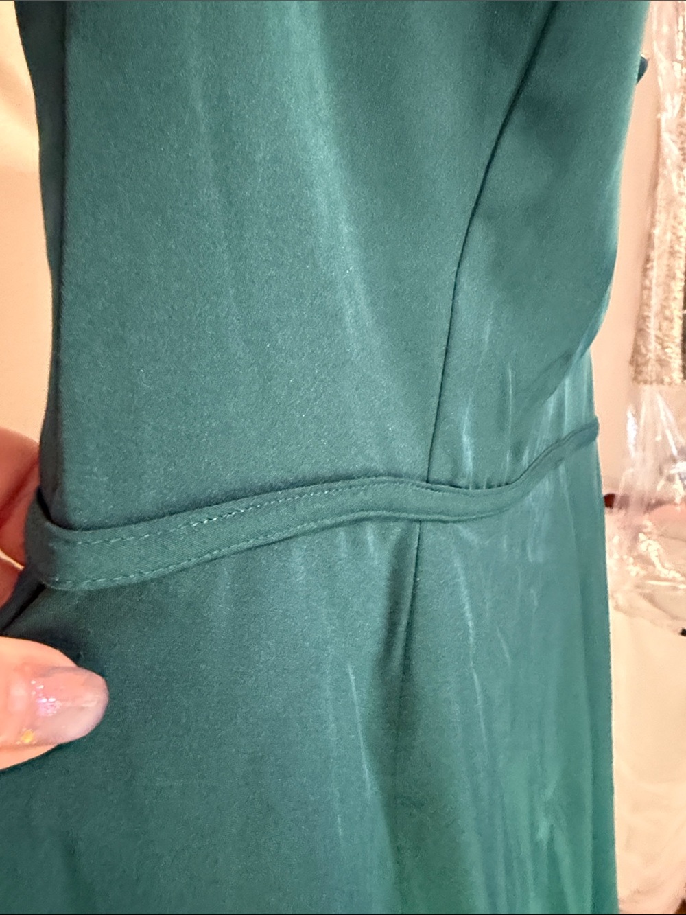 MacDuggal 🌹Emerald Beaded Cap-Sleeve Evening Gown - Picture 14 of 16